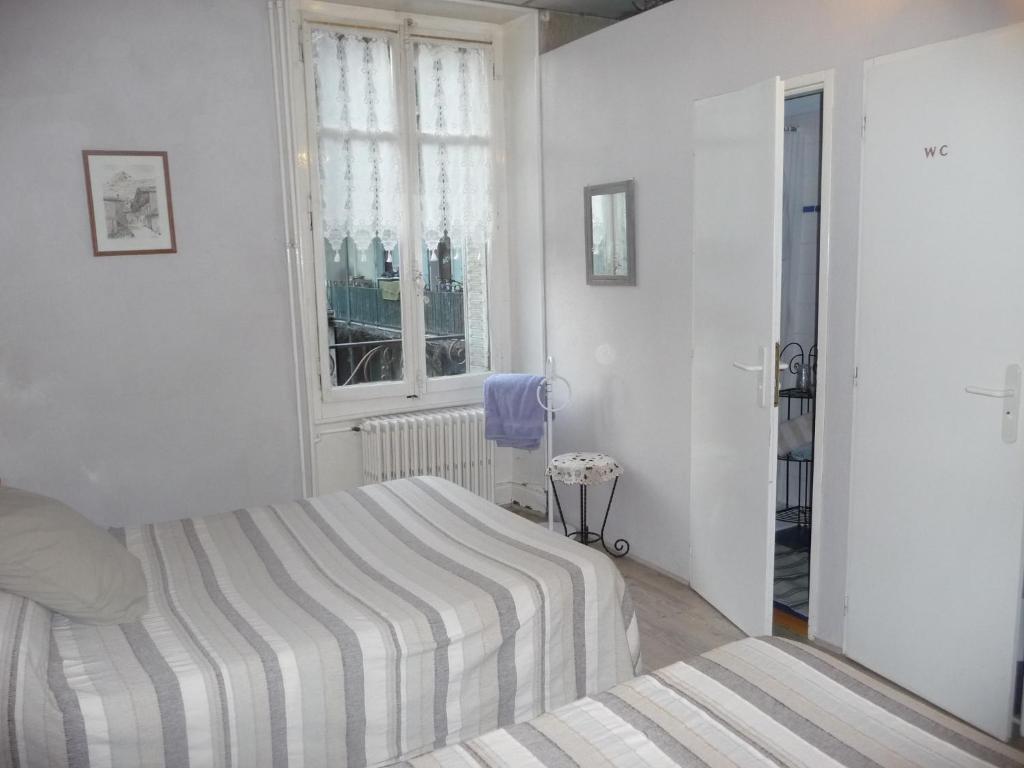 Hotel Central Annecy Quarto foto